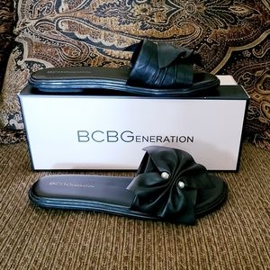 Bow detail leather slide- Eleni